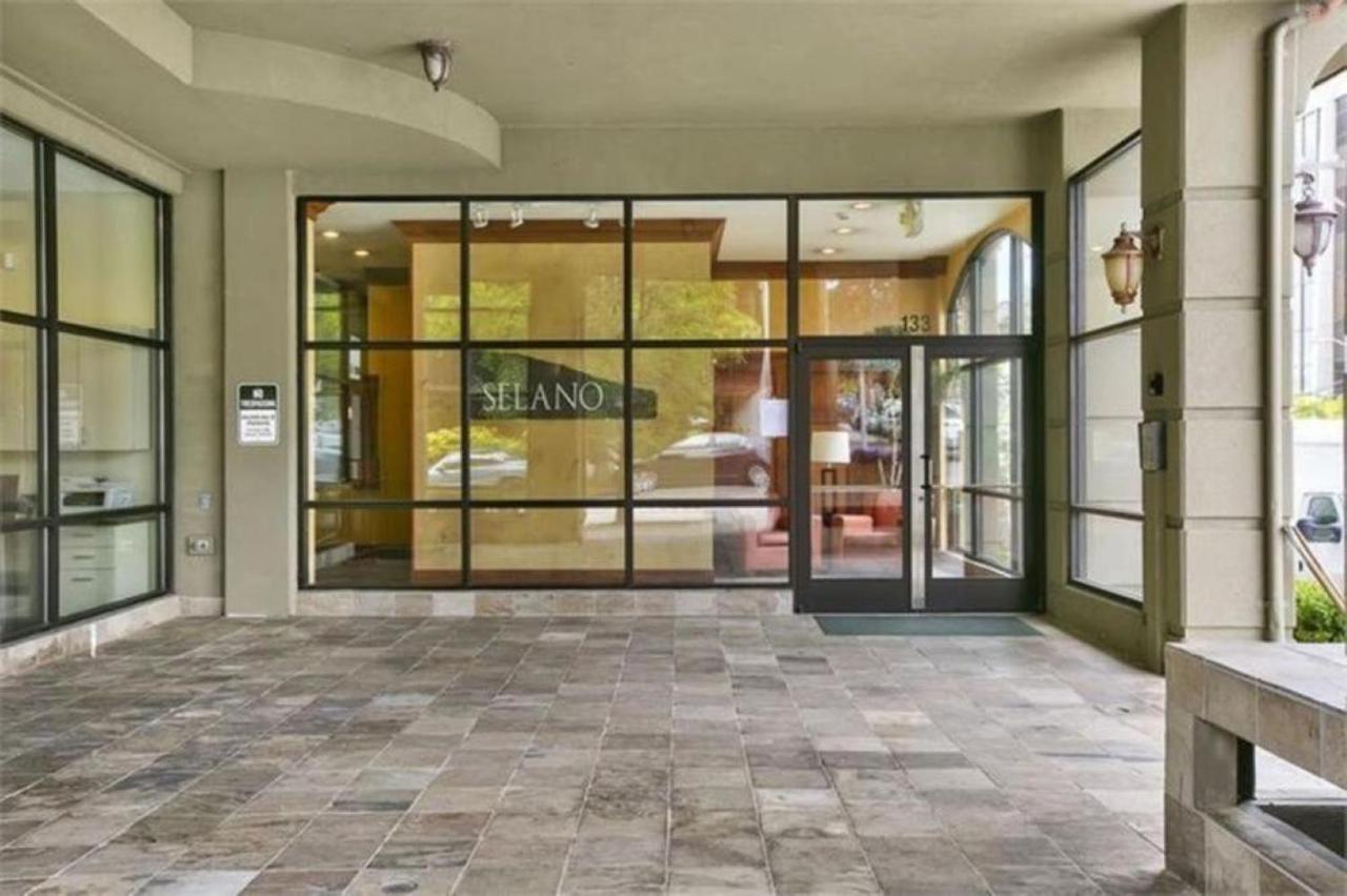 Top Floor Water View Oasis Near Space Needle & Cruise Seattle Exterior photo