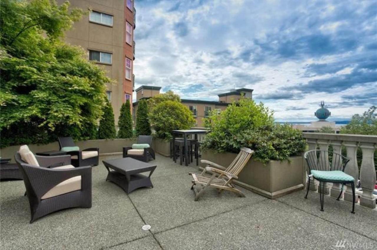 Top Floor Water View Oasis Near Space Needle & Cruise Seattle Exterior photo